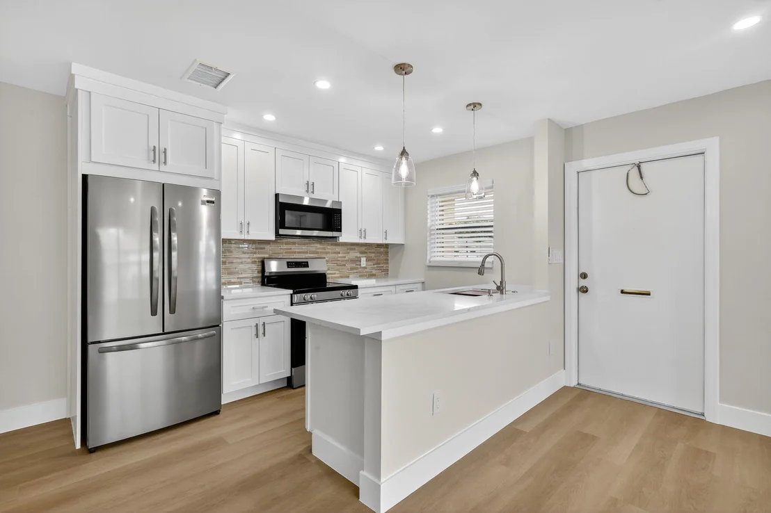 Photo of Unit A at 955 Circle Drive