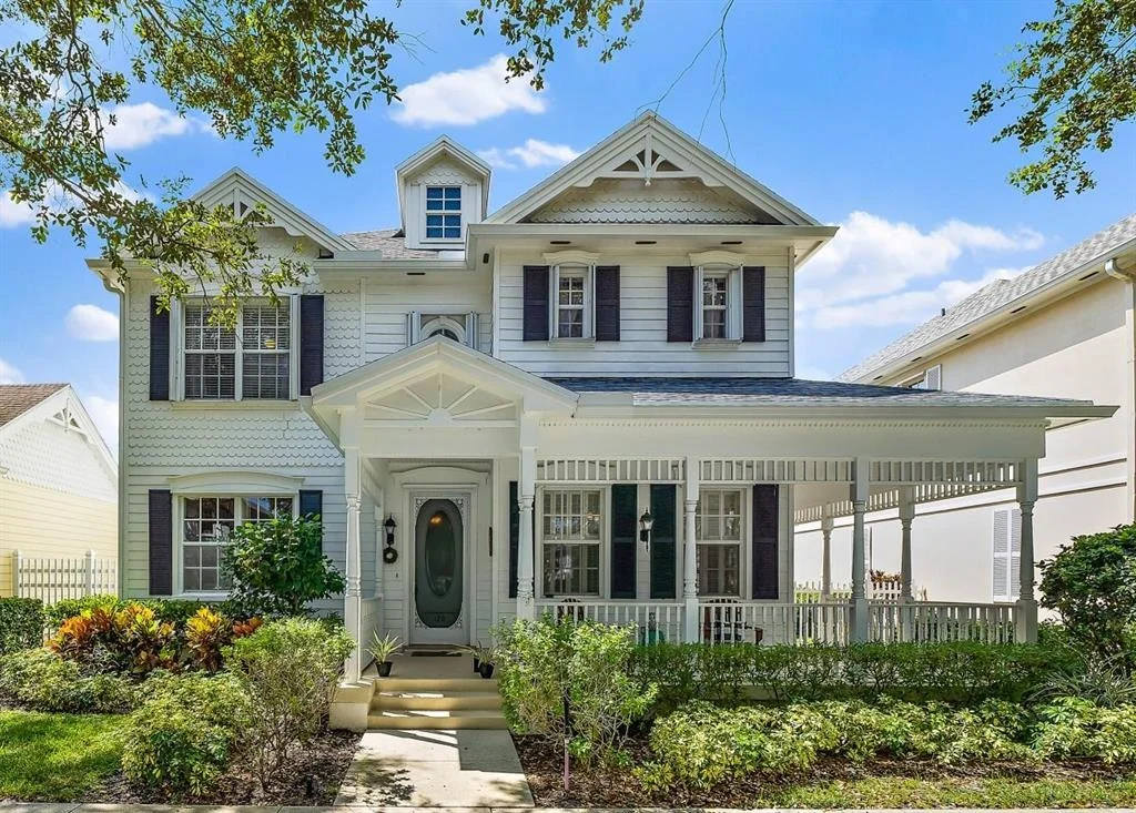 Photo of 120 Date Palm Drive