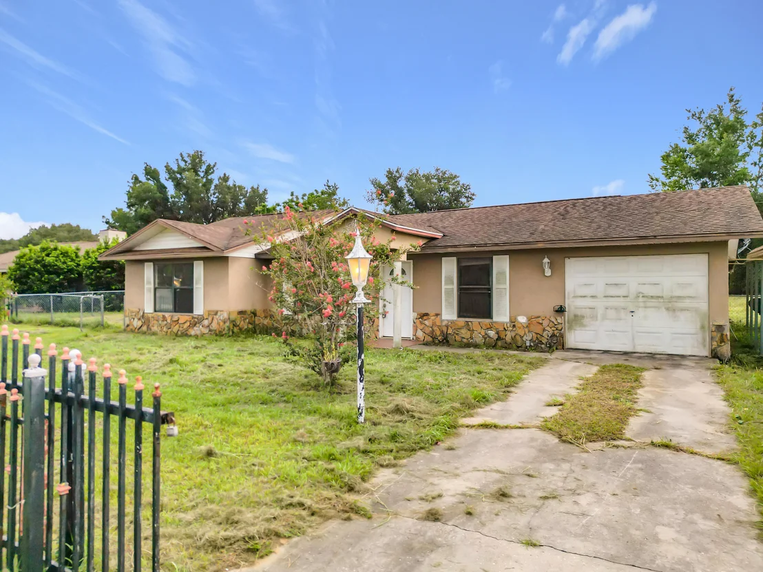 Photo of 50 Cedar Road