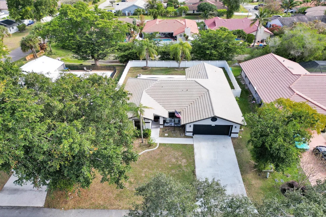 Photo of 3985 NW 73rd Way