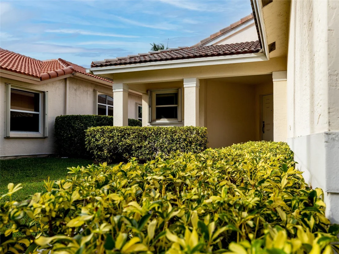 Photo of 3500 Coco Lake Drive