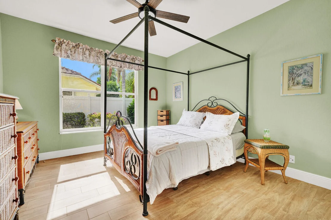Photo of 9695 PANDANUS Way