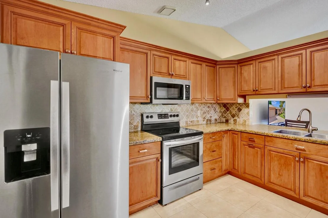Photo of 124 Mayfair Lane