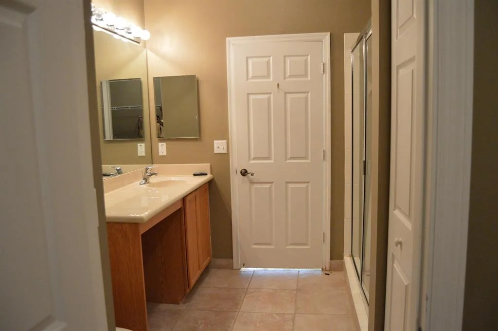 Photo of Unit B at 106 Lighthouse Circle