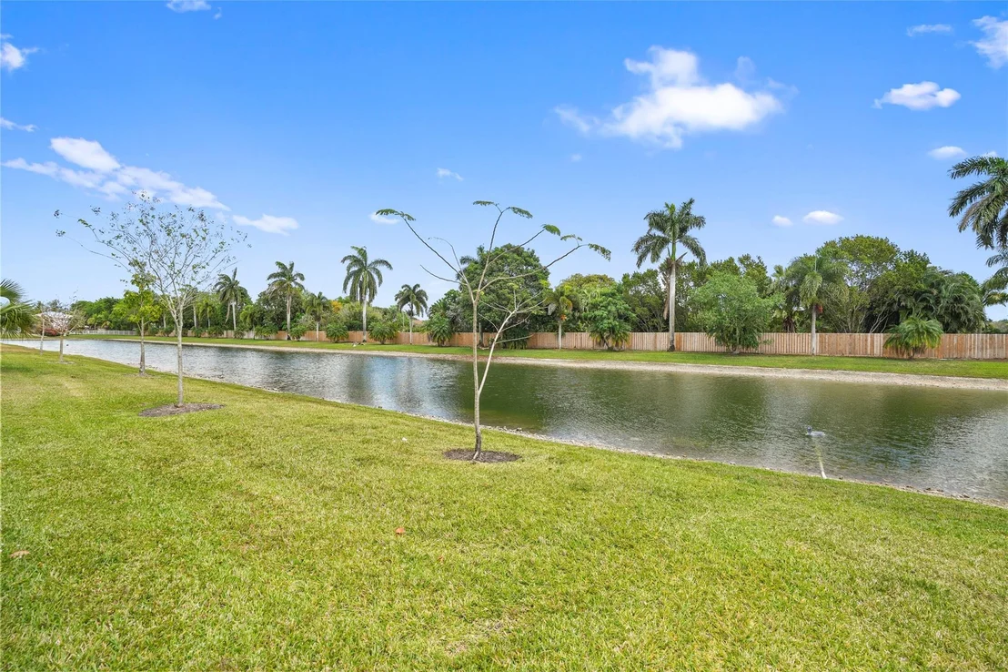 Photo of 16241 Owasco Circle