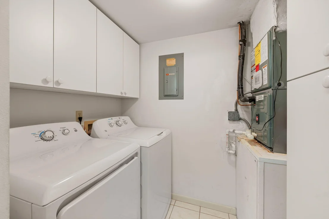 Photo of Unit B2 at 324 KNOTTY PINE Circle