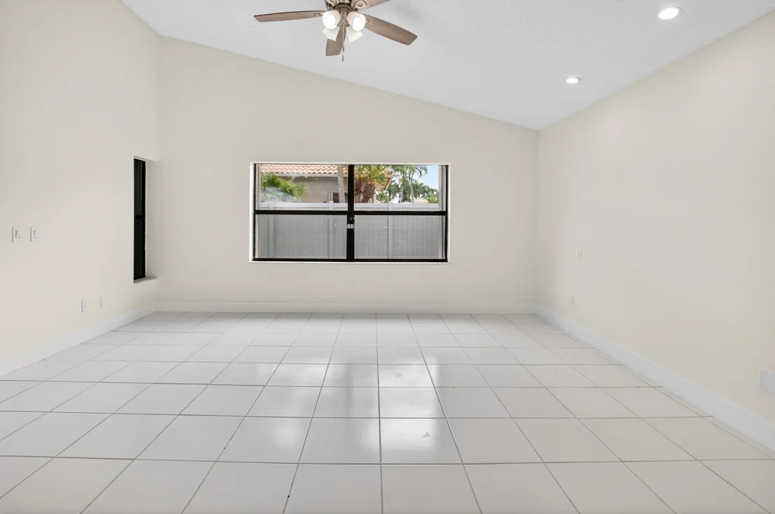 Photo of 182 Temple Avenue