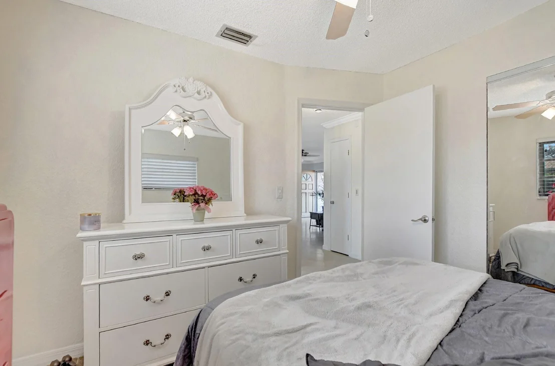 Photo of 11114 Mohawk Street