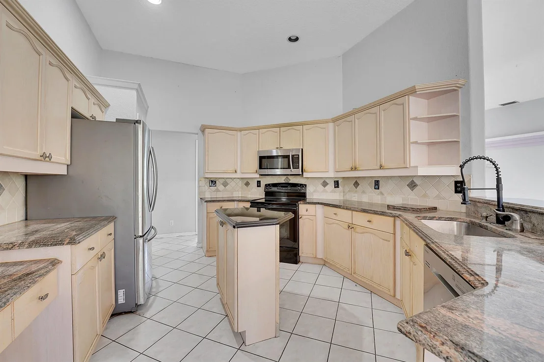 Photo of 14541 68th Street N