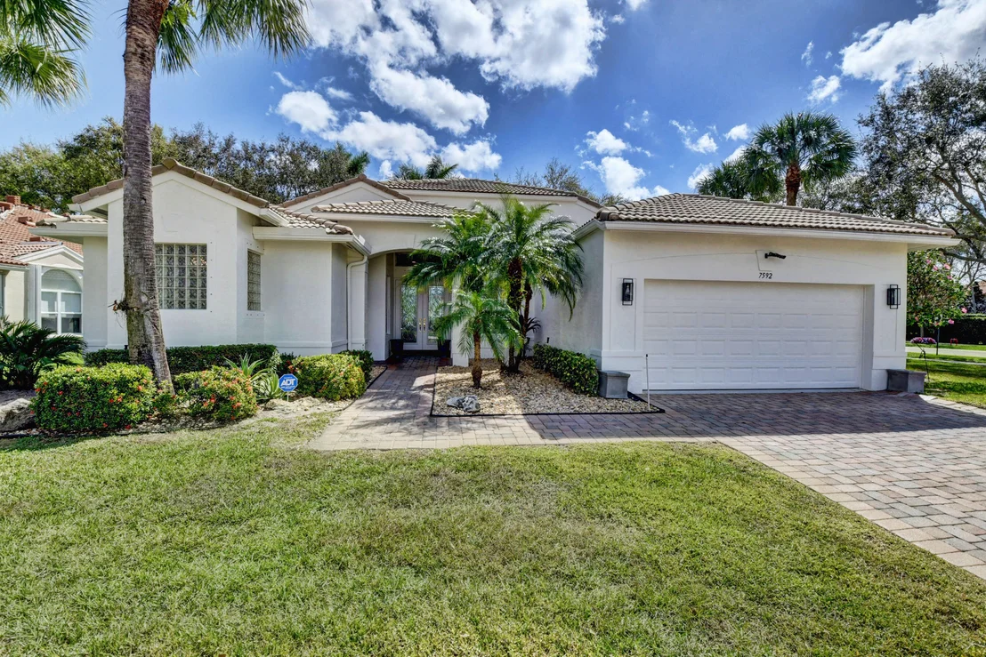 Photo of 7592 Monticello Way