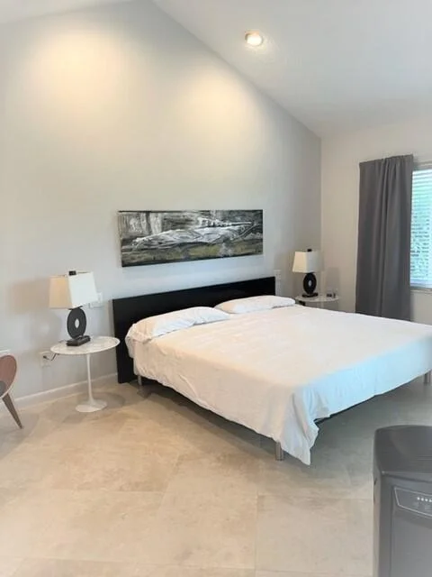 Photo of 400 River Edge Road