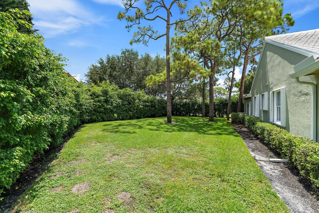 Photo of 8726 SE Riverfront Terrace
