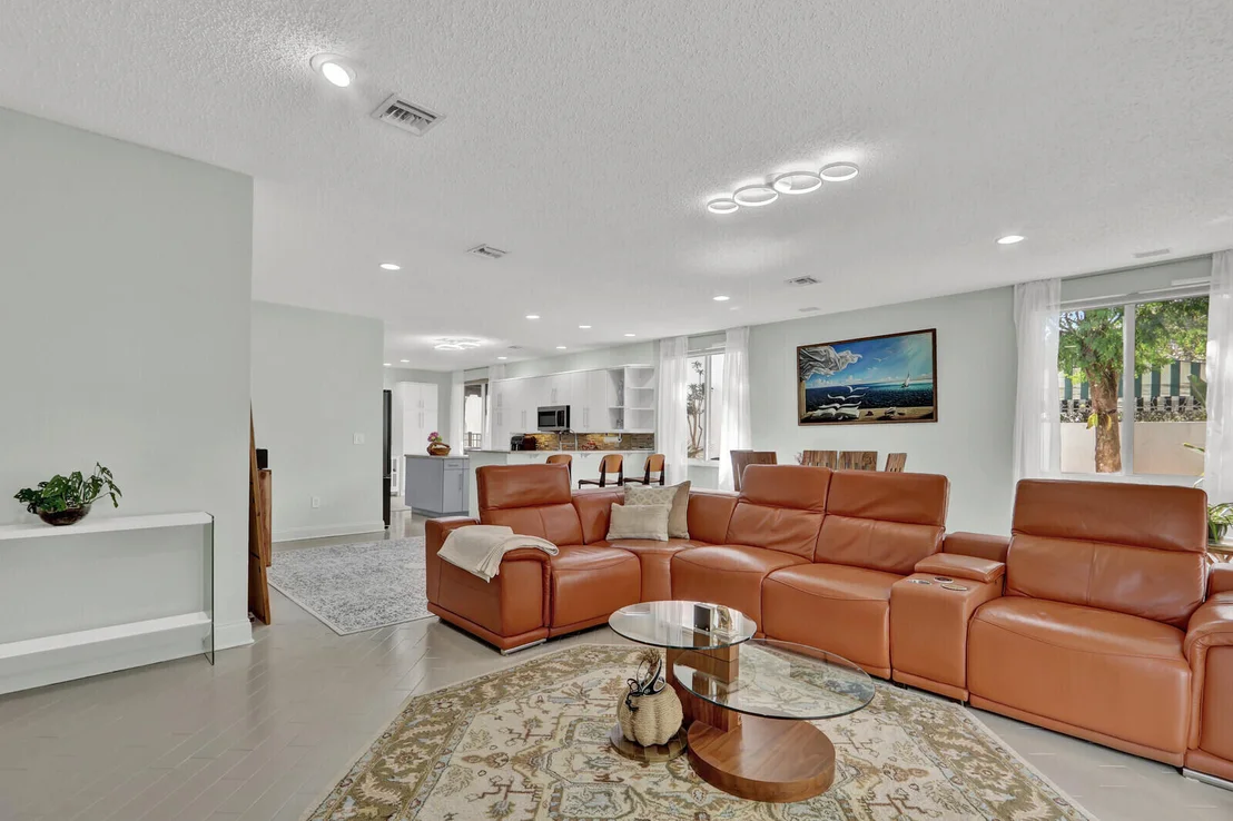 Photo of 2063 Cezanne Road