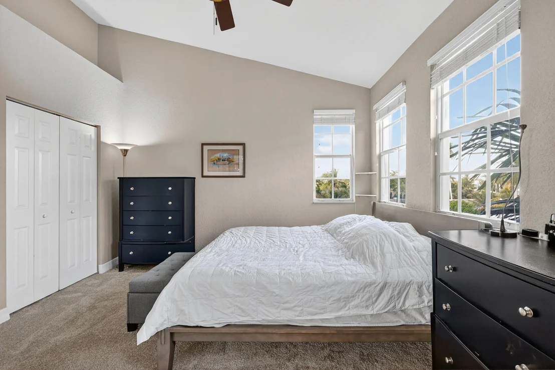 Photo of 115 Harbors Way