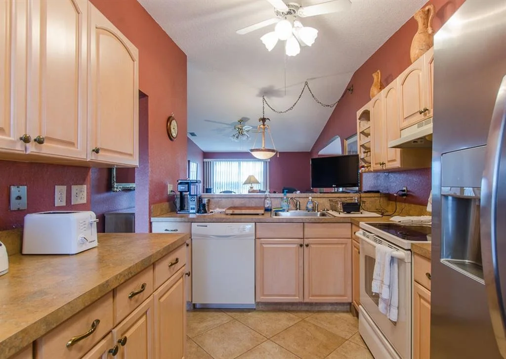 Photo of 15552 Bottlebrush Circle