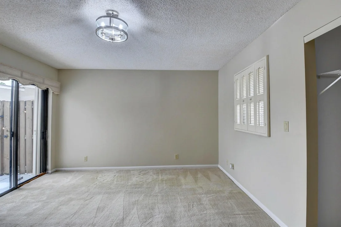 Photo of 174 Meadows Drive
