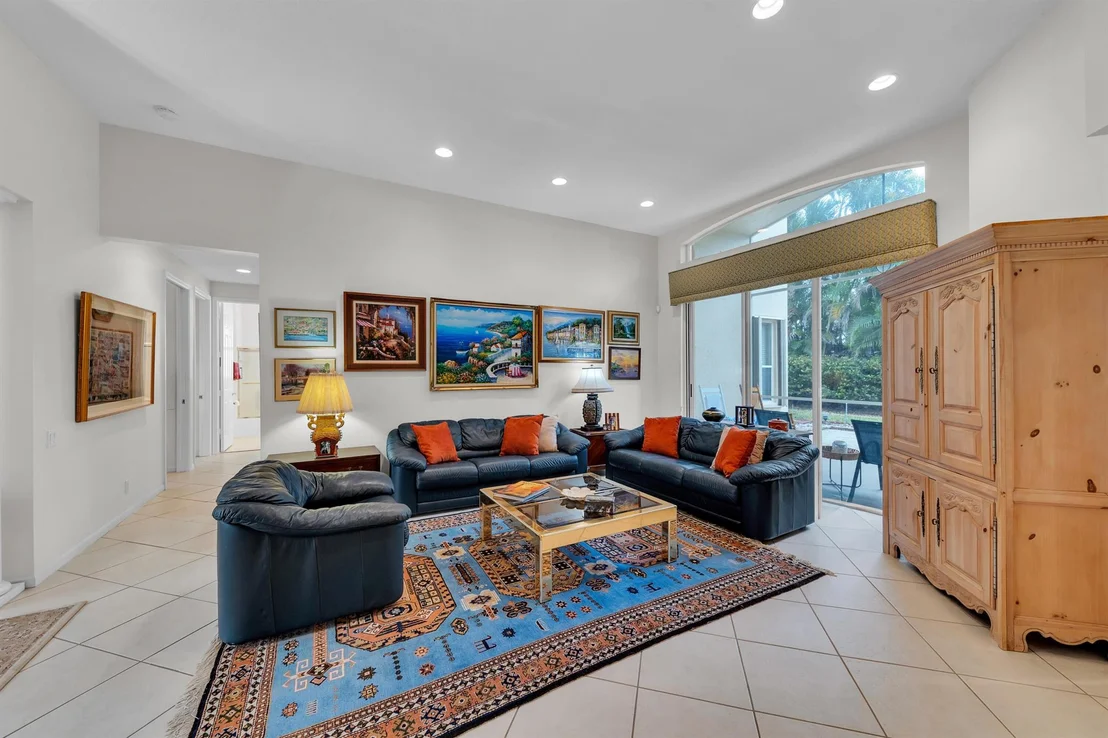 Photo of 6538 Arno Way