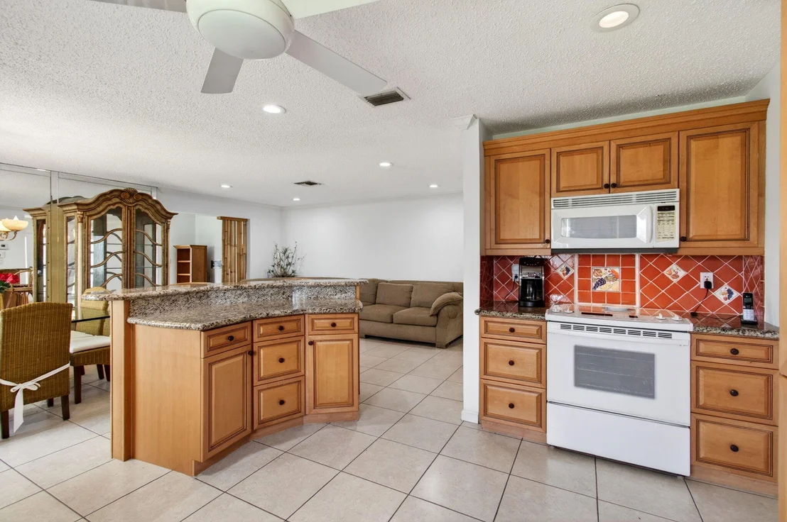 Photo of 6049 Dusenburg Road