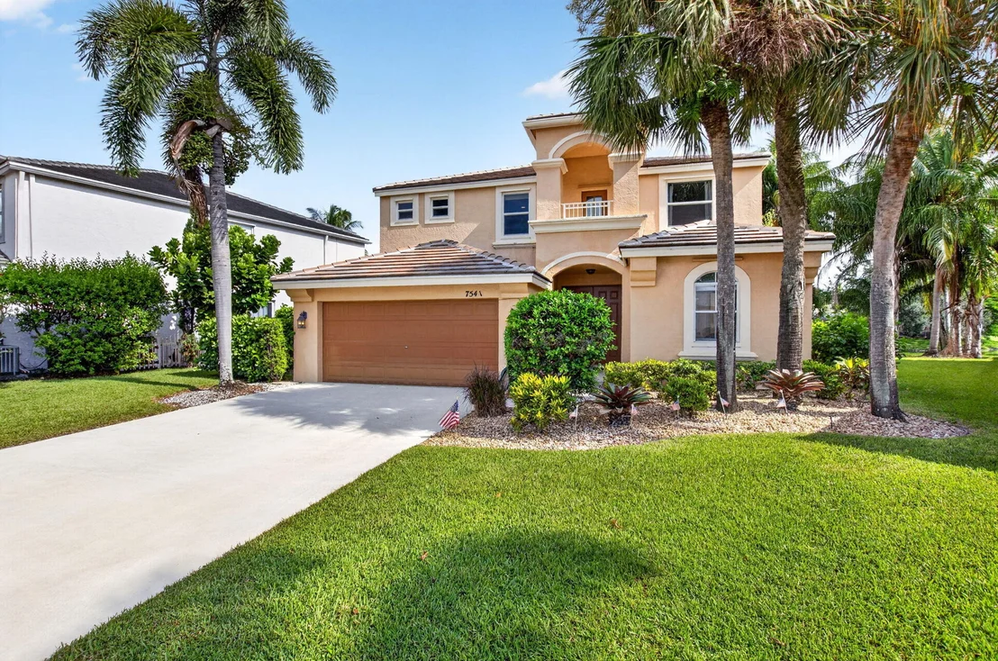Photo of 7541 DOWNWINDS Lane