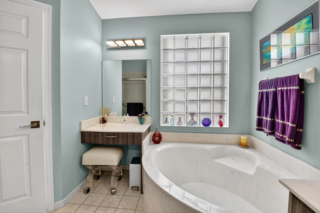Photo of 7844 Ambleside Way