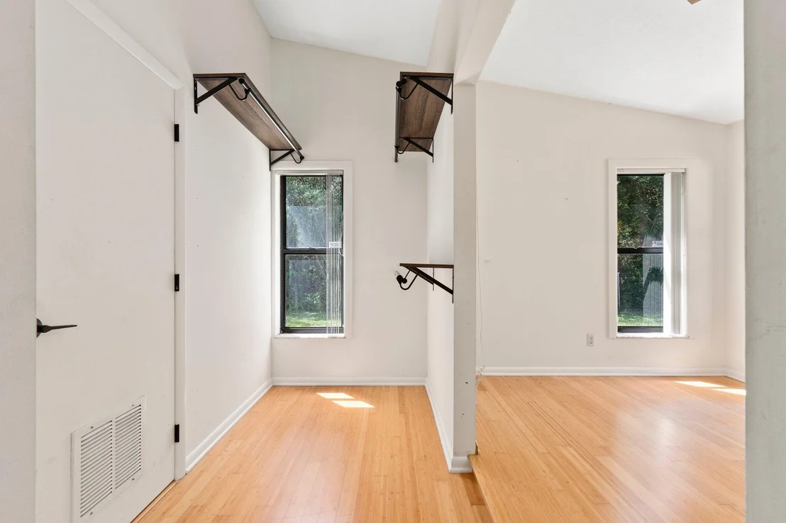 Photo of 5115 Silver Oak Drive