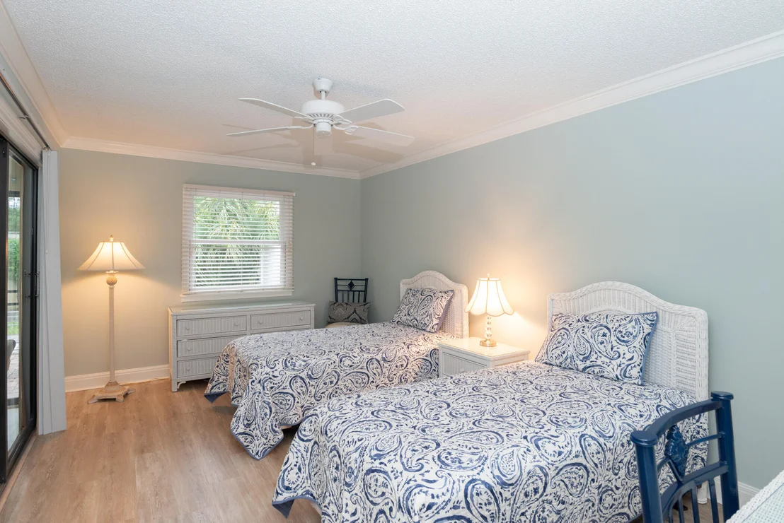 Photo of 2918 SE Fairway W
