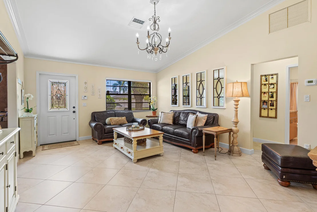Photo of 5175 Beechwood Road