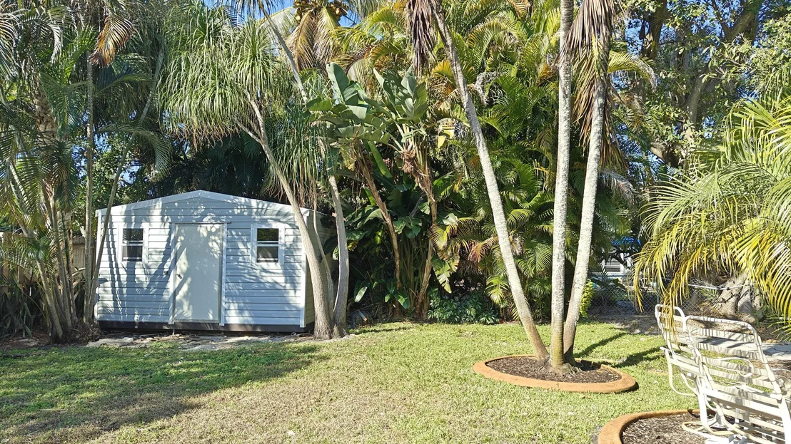 Photo of 282 SE Edgewood Drive