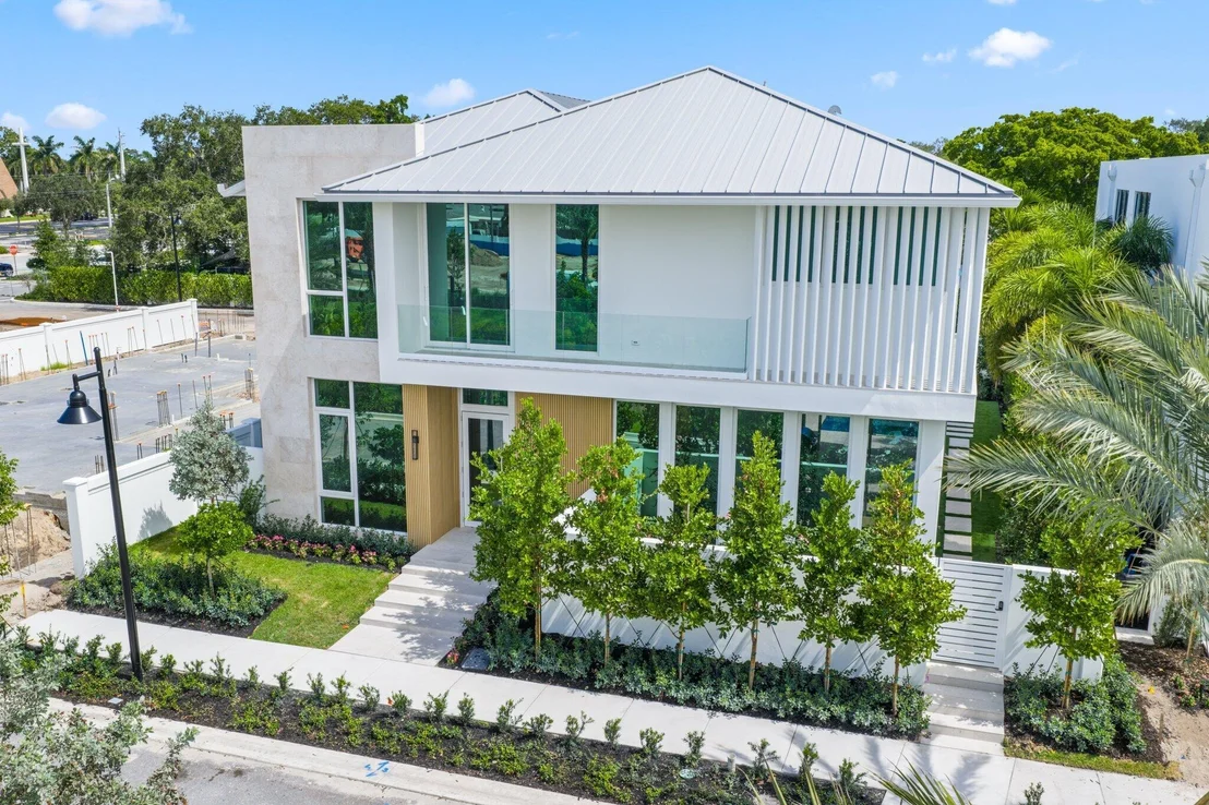 Photo of 320 Grove Place