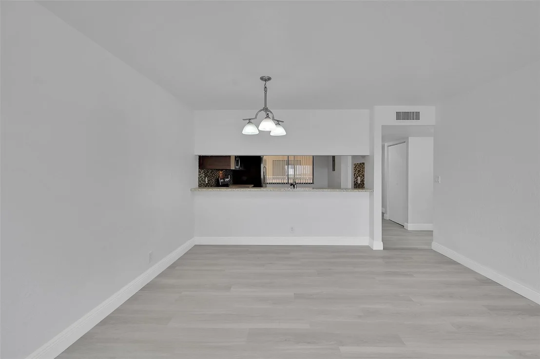 Photo of Unit 407 at 8020 Hampton Boulevard