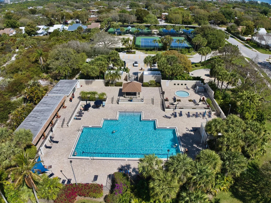Photo of 232 River Park Drive