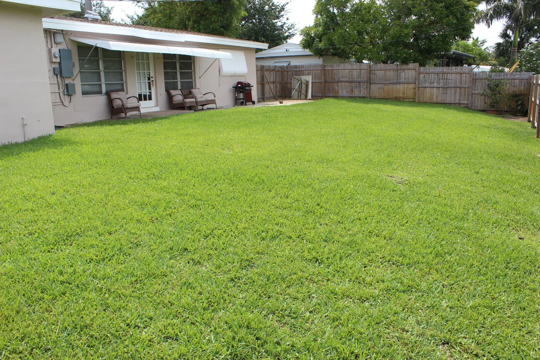 Photo of 1505 Crest Drive