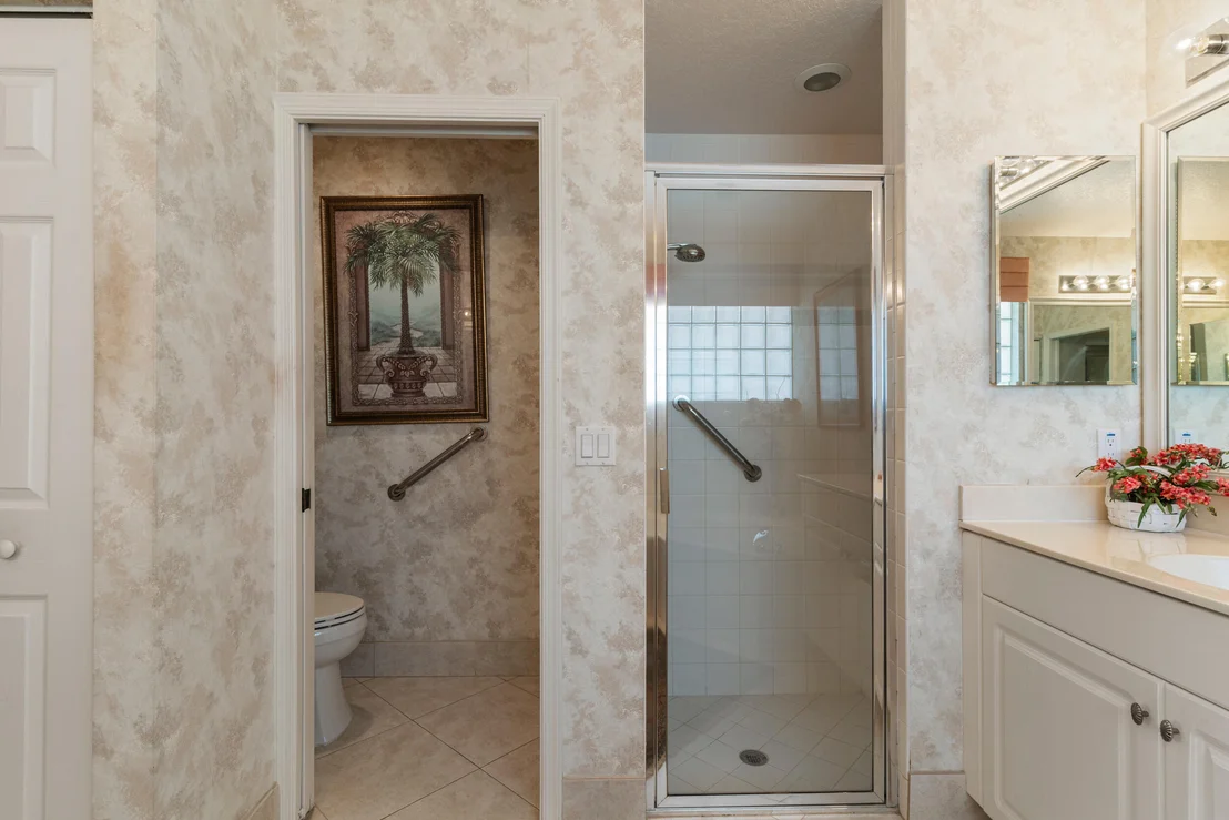 Photo of 6738 Sherbrook Drive