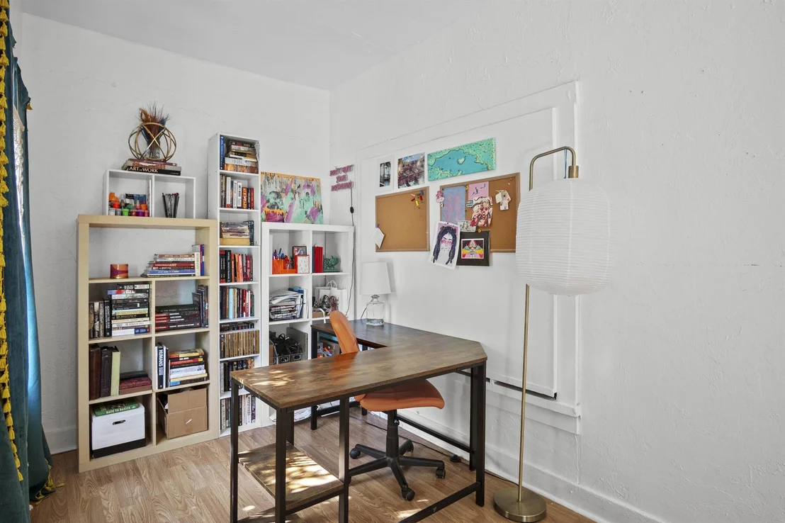 Photo of 525 N E Street