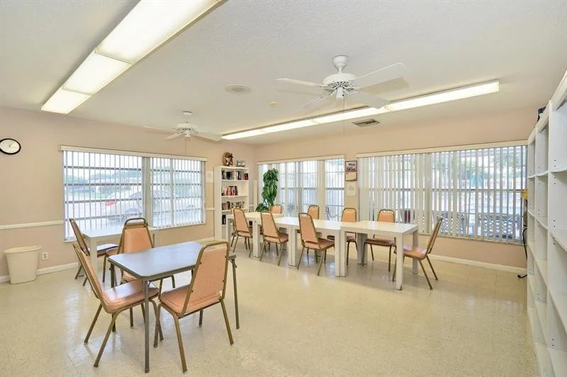 Photo of 735 NW 74th Way