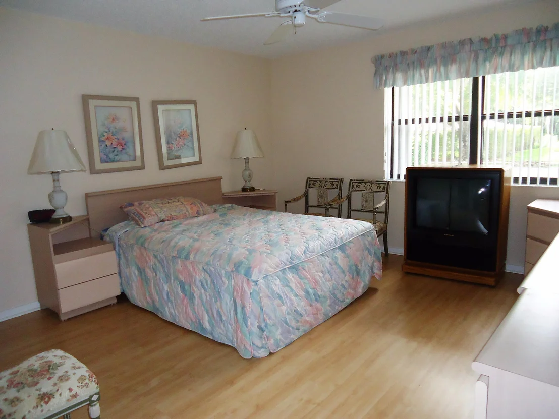 Photo of 3129 Lakeview Drive