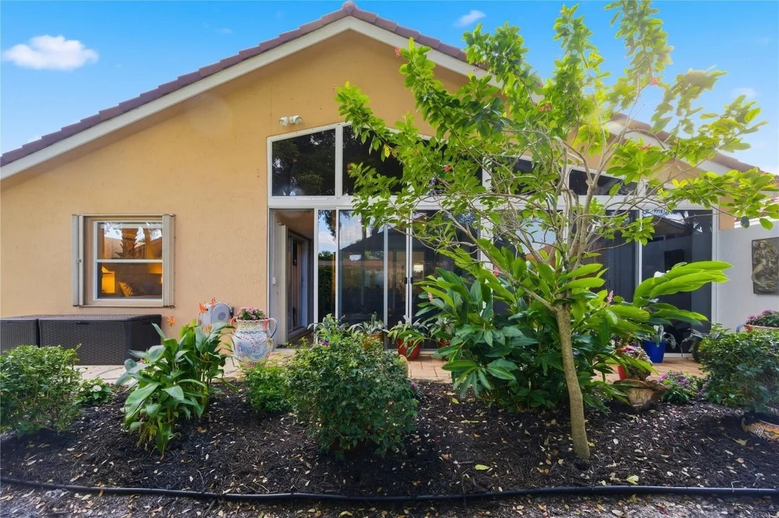 Photo of 6755 Viale Elizabeth