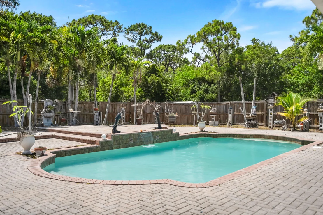 Photo of 5001 Silver Oak Drive