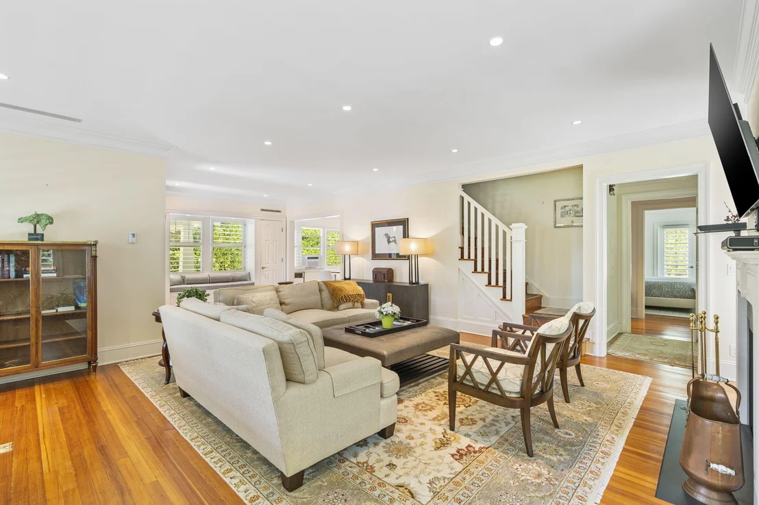 Photo of 159 Australian Avenue