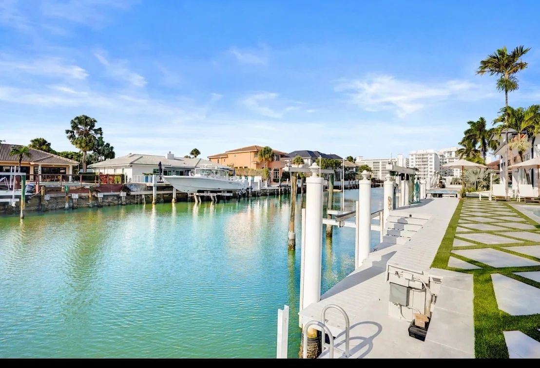 Photo of 885 Nafa Drive
