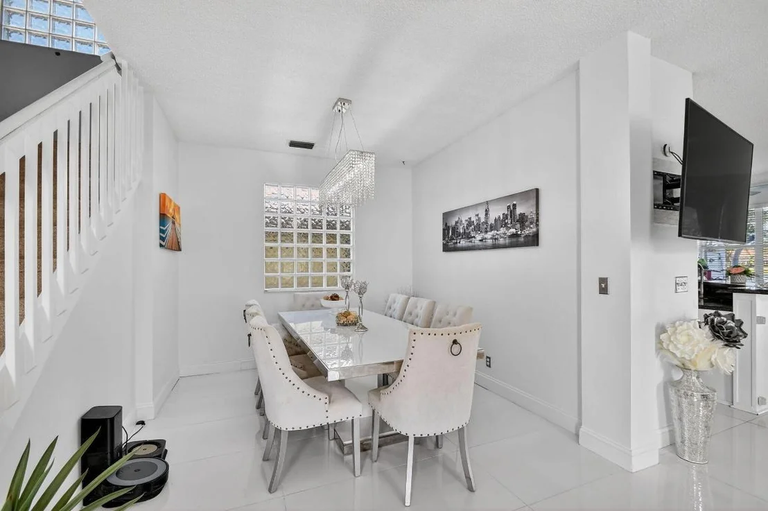 Photo of 7745 Springfield Lake Drive