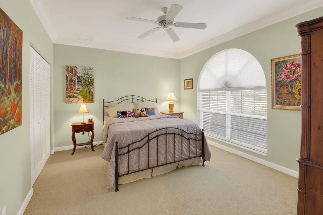 Photo of 2374 NW 23rd Road