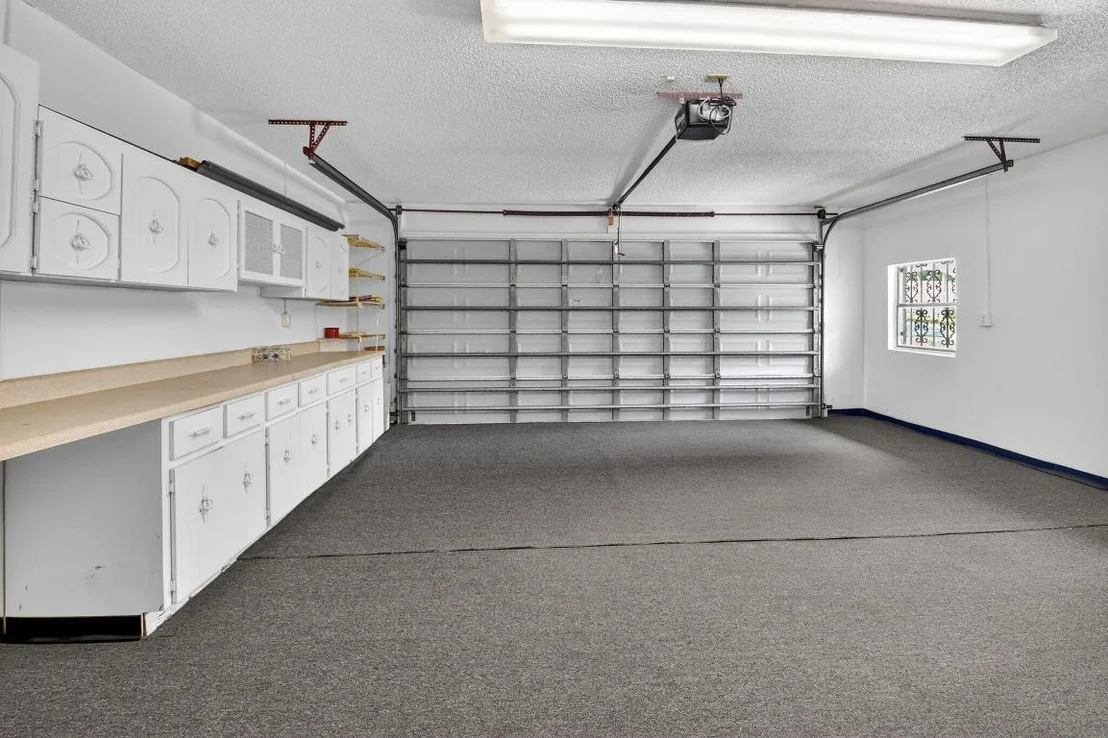 Photo of 5884 Pinebrook Drive