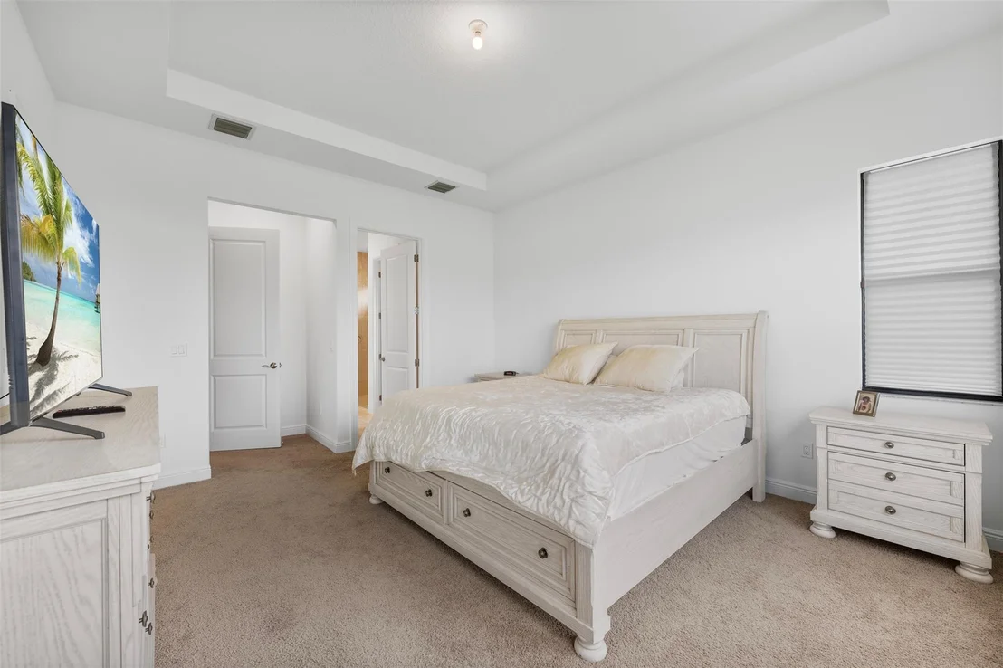 Photo of 15833 Alys Terrace