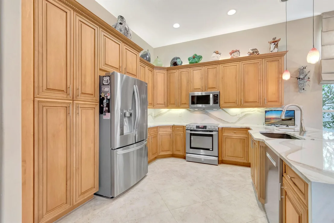 Photo of 7917 Charlemont Point