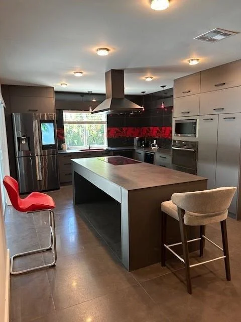 Photo of 1129 W Cypress Drive