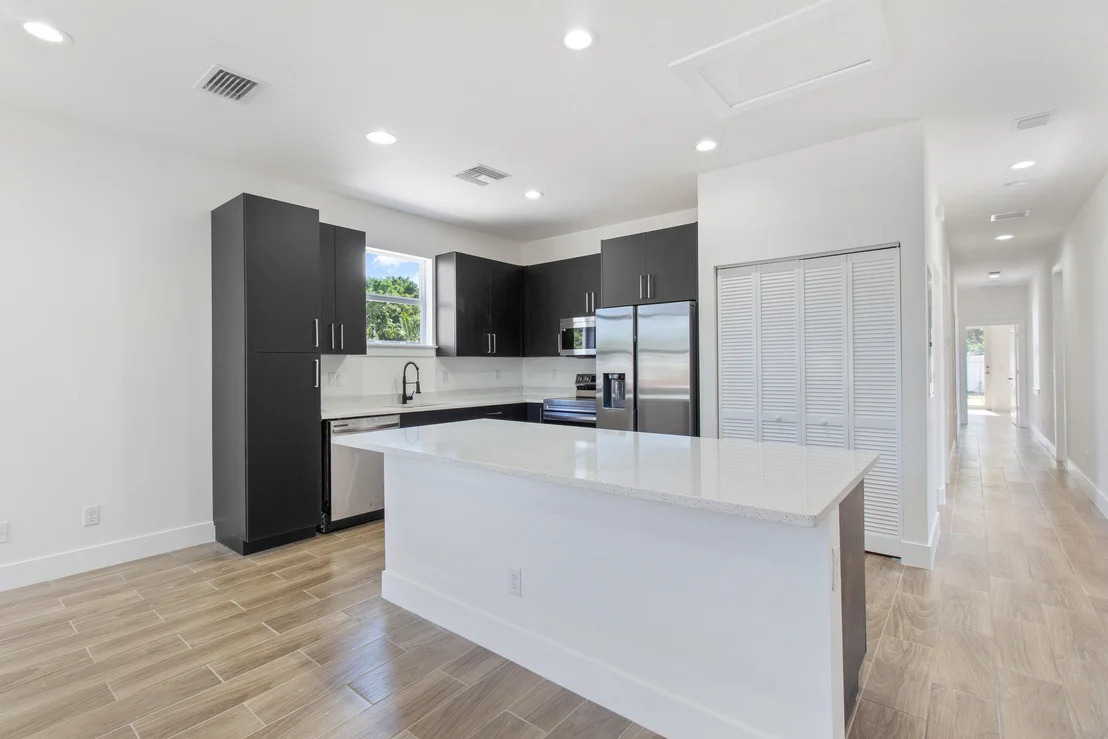 Photo of 315 N E Street