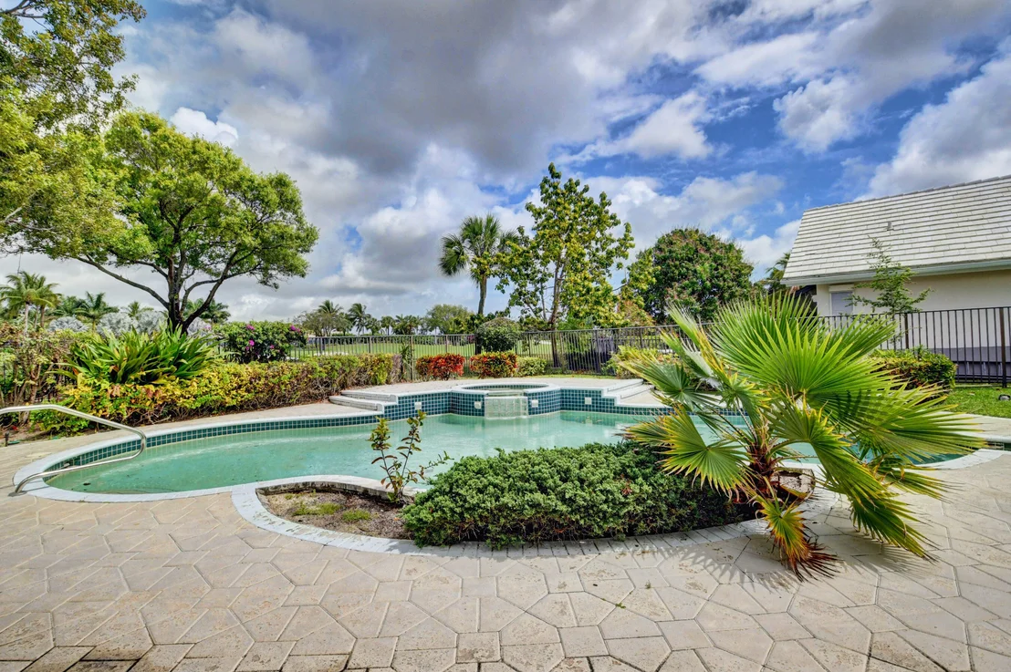 Photo of 4875 Tallowwood Lane