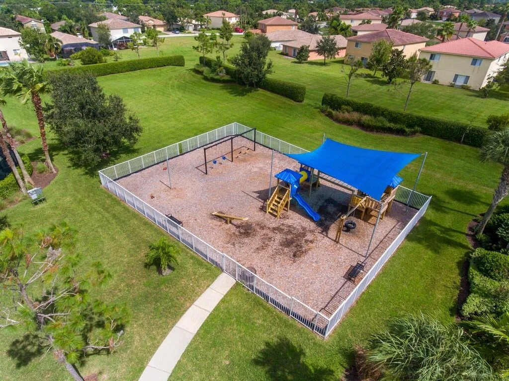 Photo of 4131 56th Lane