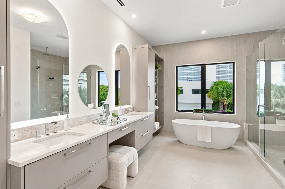 Photo of 3093 Banyan Road